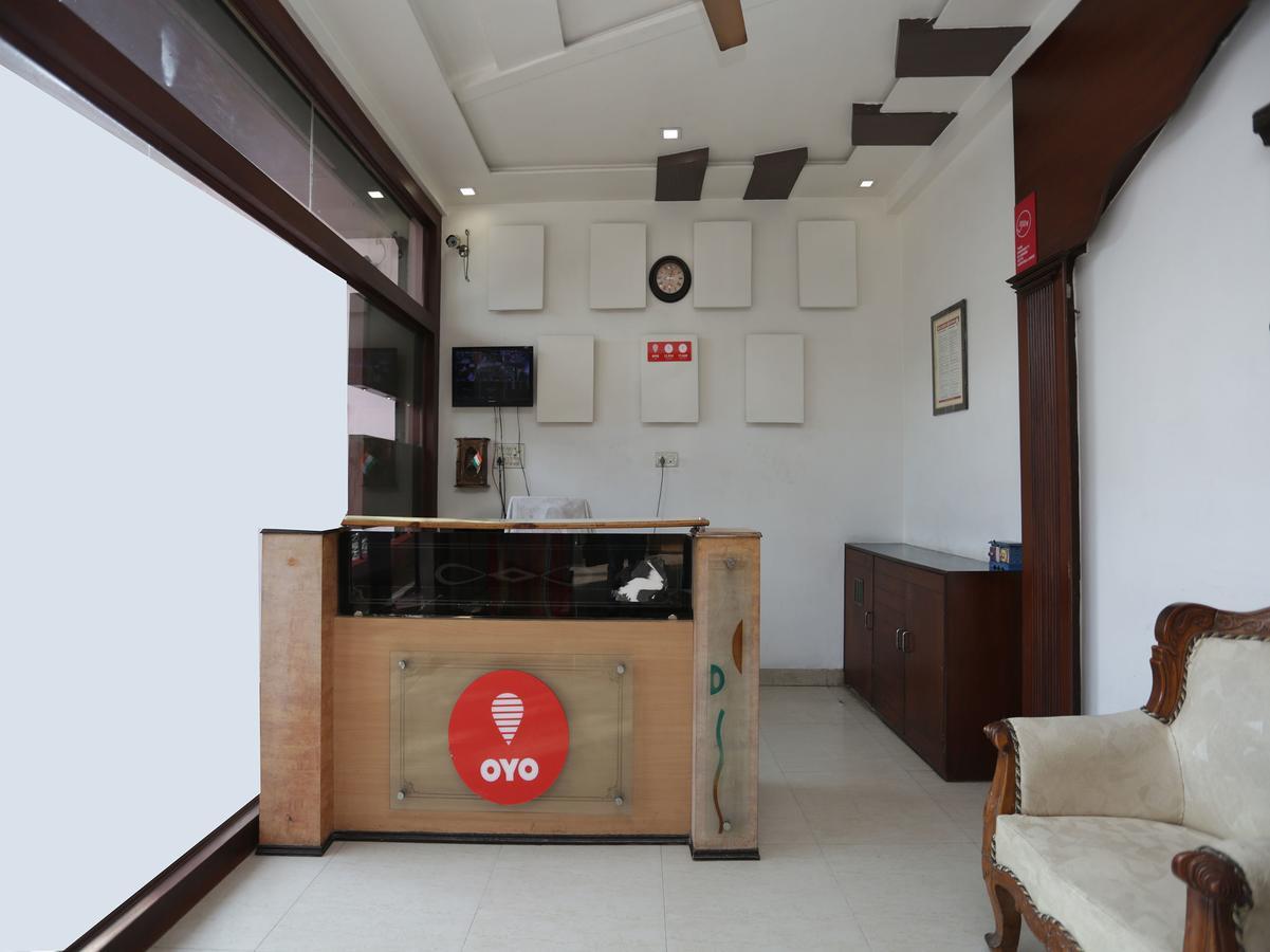 Oyo 12221 Hotel M House 아그라 외부 사진